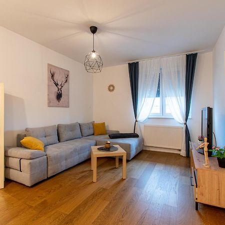 Apartamento Flexible Selfcheckins 39 - Zagreb - Parking - New Exterior foto